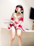 極品嬌嫩小萌妹『LepALu』極品粉嫩萌妹 藍色水手服 強制後入懟操 太嫩了 聖誕節特輯